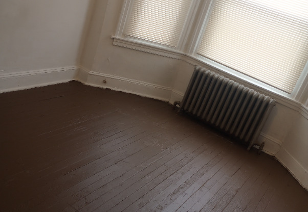 28 XX N BAILEY ST
