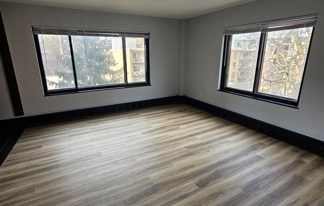 Studio, 1 bath, 352 sqft, $995, Unit 316-408