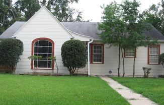 103 E. Robinson