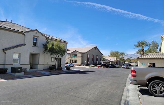 3 beds, 2.5 baths, $1,995