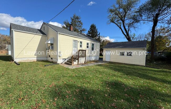 3 beds, 1 bath, $1,395