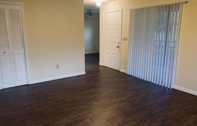 1604 Sunside Square, Unit# 33