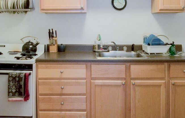 2 beds, 1 bath, 960 sqft, $2,150, Unit 2006-3