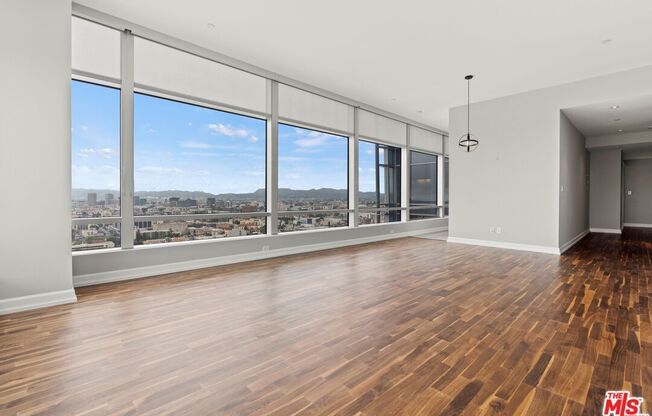 2 beds, 3 baths, 1,870 sqft, $8,250, Unit 28B