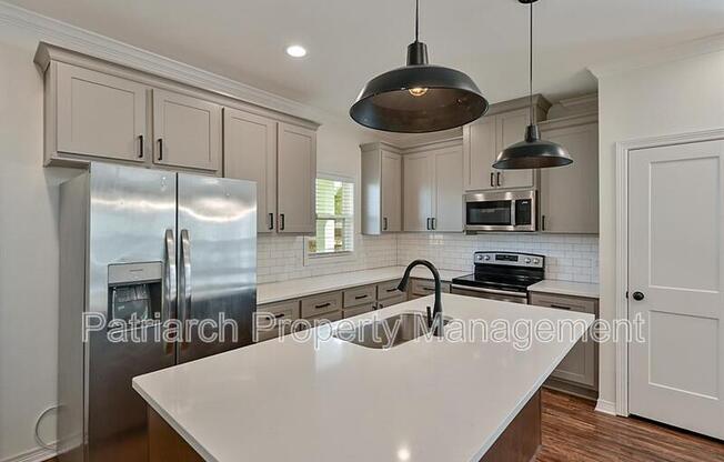 416 EDWARD ST