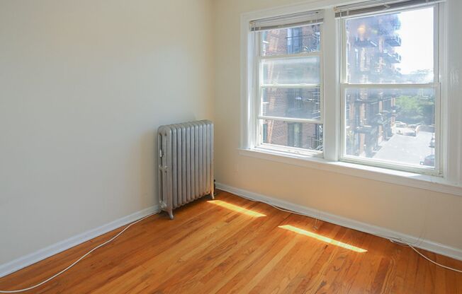 1 bed, 1 bath, 545 sqft, $1,795, Unit 3914-3W