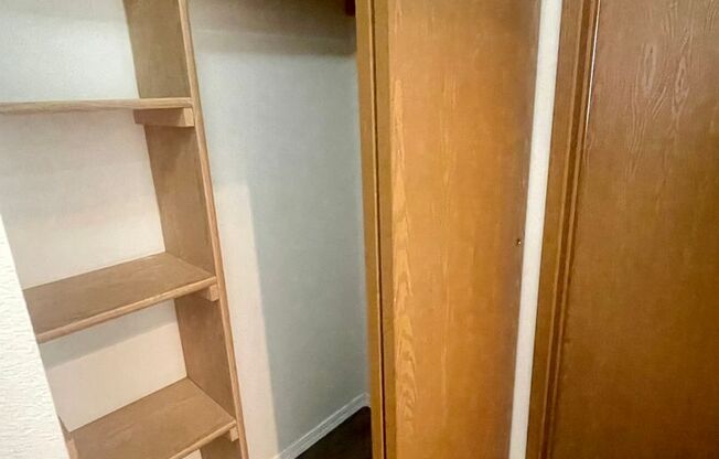 2 beds, 1.5 baths, 900 sqft, $1,650, Unit C303
