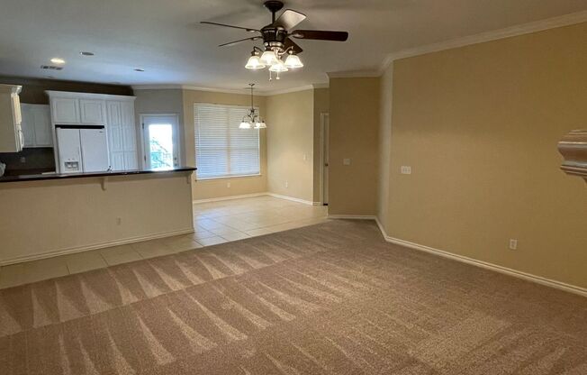 3 Bed, 2 Bath in Surrey Hills of Yukon