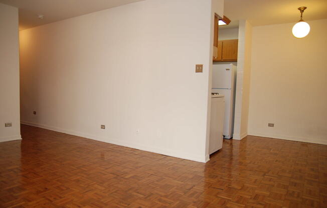 Studio, 1 bath, 450 sqft, $1,625, Unit 417-406