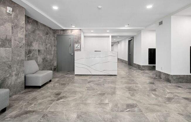 1 bed, 1 bath, $3,300, Unit 330