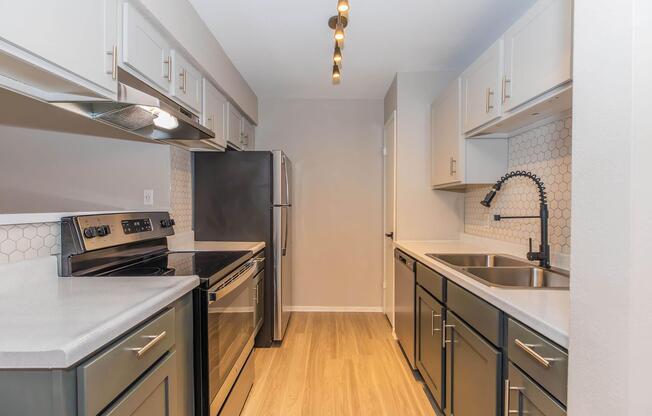 1 bed, 1 bath, 684 sqft, $1,164