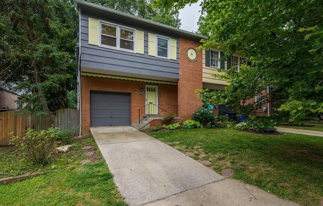 4 Bedroom 3.5 Bathroom - Van Ness/Tenleytown Semi Detached Home - Attached 1 Car Garage