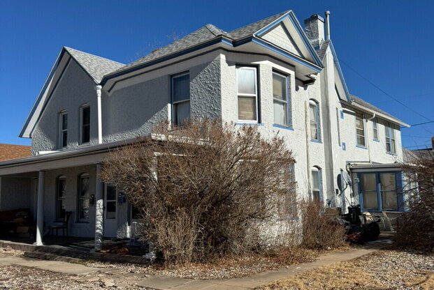 505 E SHERIDAN