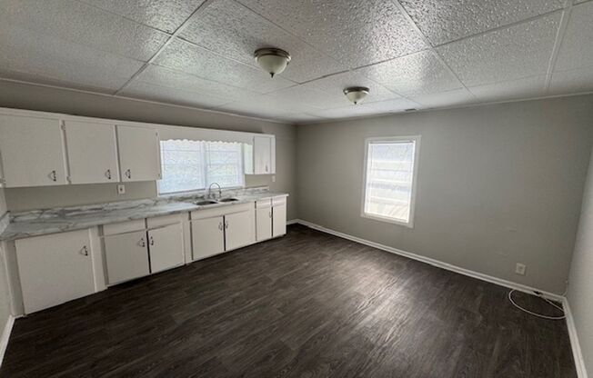 Newly Available 3 BR/ 1.5 Bath!!