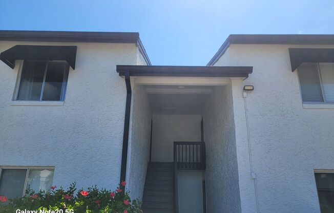 FOR RENT!!! SPACIOUS 3 BEDROOM 2 BATHROOM CONDO IN AVALON CONDOMIUMS...