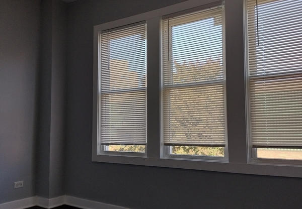 4800 S Winchester Ave 1E