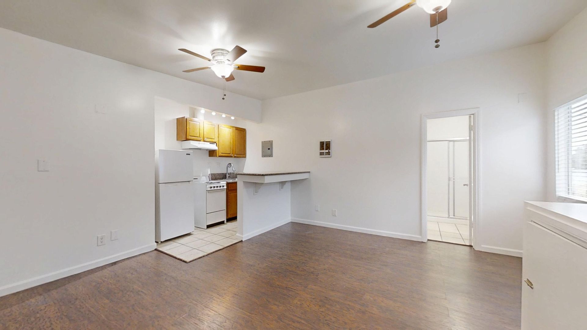 Sea Breeze Apartments