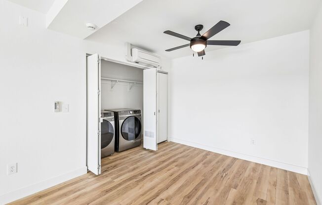 2 beds, 2.5 baths, 991 sqft, $4,195, Unit 2330-215