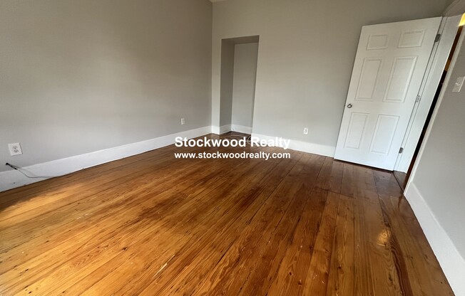 27 HOWELL ST