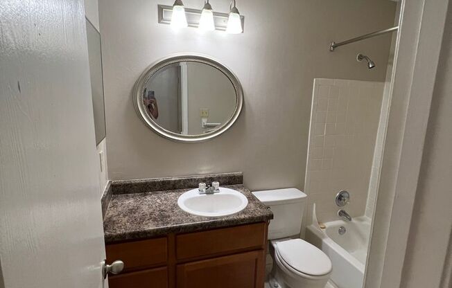 2 beds, 2 baths, 1,000 sqft, $1,250, Unit 5158