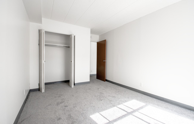 1 bed, 1 bath, 529 sqft, $850, Unit Pine Cone Village C-24