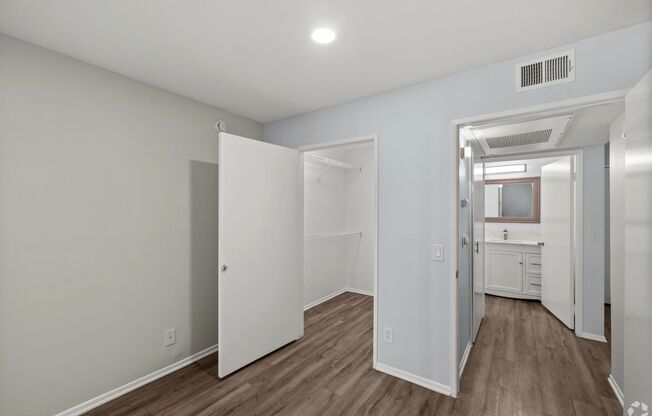 2 beds, 2 baths, 1,150 sqft, $2,998, Unit 201