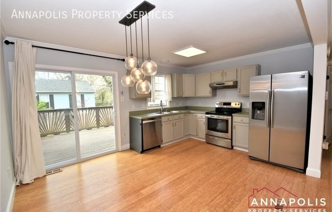 235 GROSS AVE