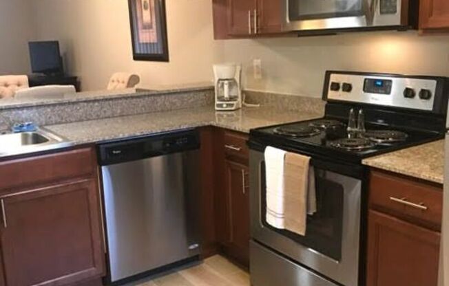 2 beds, 2 baths, 920 sqft, $1,581