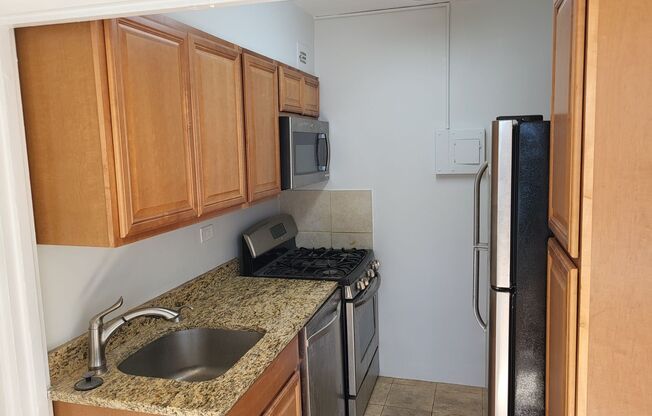 1 BA Available now $1,850 all utilities included