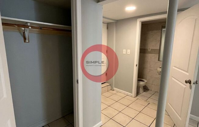 Studio, 1 bath, $700, Unit Apartment B