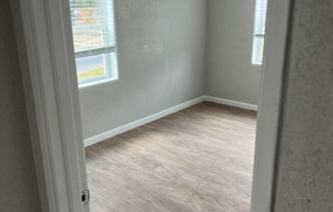 2-Bedroom Apartment for Rent - Perfect Location, Great Price!