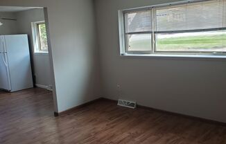 1 bed, 1 bath, 650 sqft, $725, Unit 2