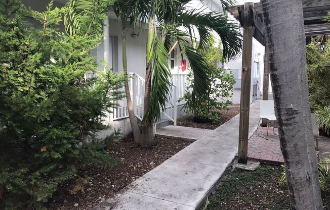 1 bed, 1 bath, 500 sqft, $1,700