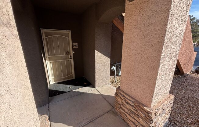 2 beds, 2 baths, $2,000, Unit UNIT 101