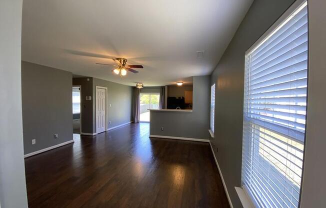 3828 SATINLEAF DR