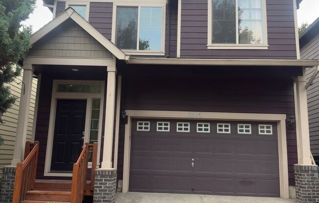 Located in prime Murray Hill/Progress Ridge area