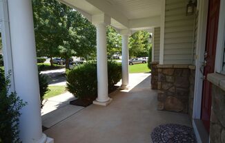 3 beds, 2.5 baths, $2,000