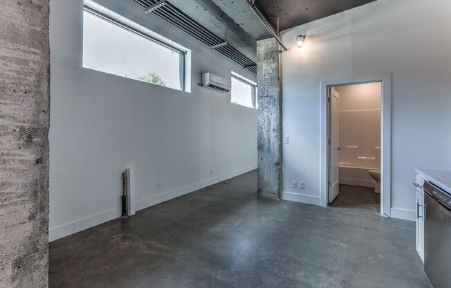 Studio, 1 bath, 480 sqft, $895