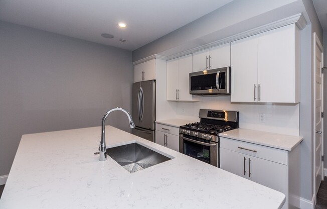 11 MINOT ST
