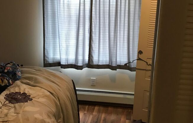1 bed, 1 bath, 550 sqft, $1,195, Unit 411