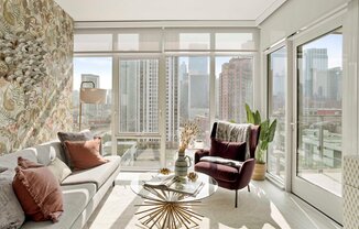 355 N PEORIA