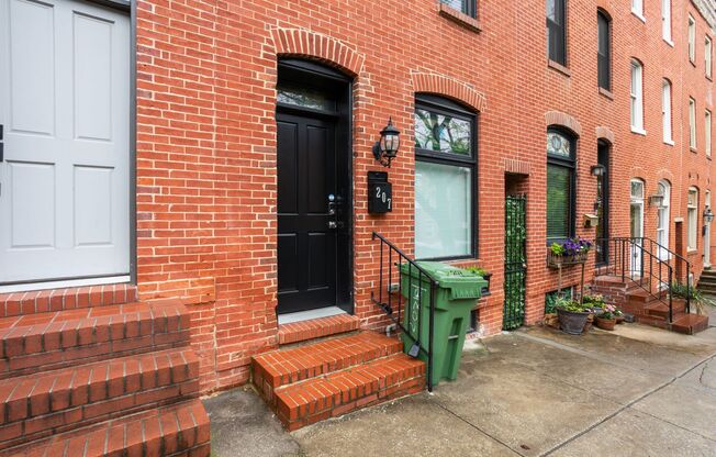 Upper Fells Point Townhouse - 3+ Bedrooms, 4 Bathrooms