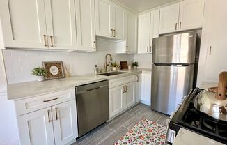 Spacious 1 & 2 Bedroom Apartments