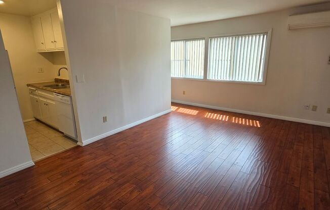 423 S. Holt Ave. (PREFERRED VENDORS)