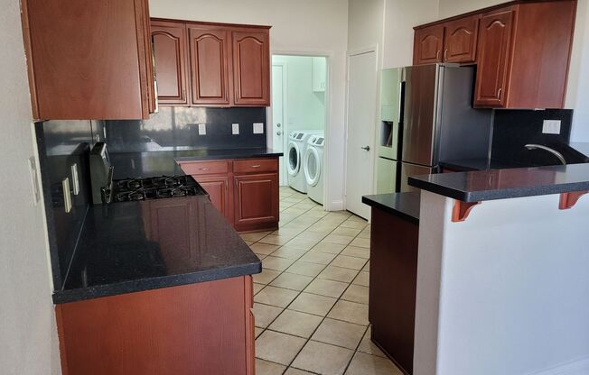 3 beds, 2.5 baths, $1,995