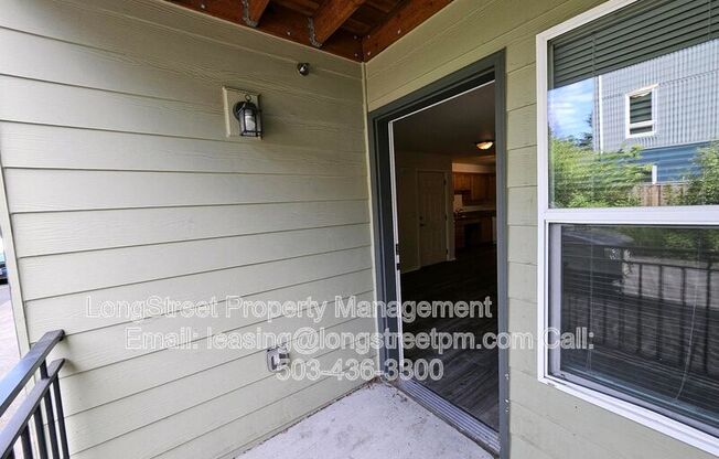 300 SE 148 AVE