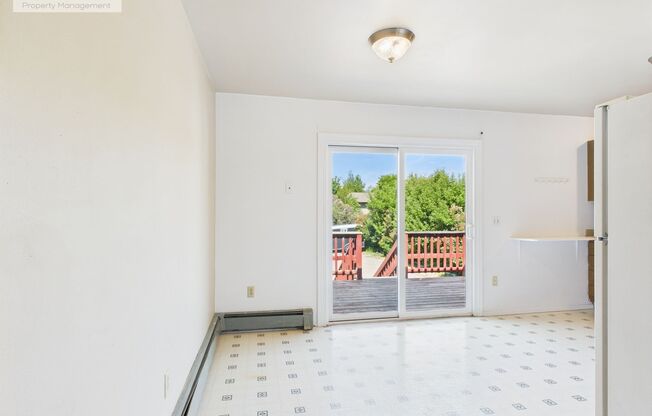 4 Bedroom Near Downtown!
