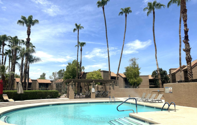 2 beds, 2 baths, $2,500, Unit #107