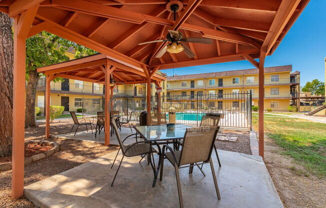 2 beds, 2 baths, 846 sqft, $995, Unit 274