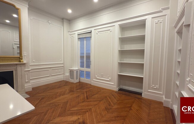2 Joy St